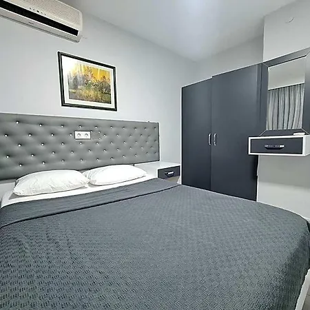 Alibabam Hotel apartamentowy 3*